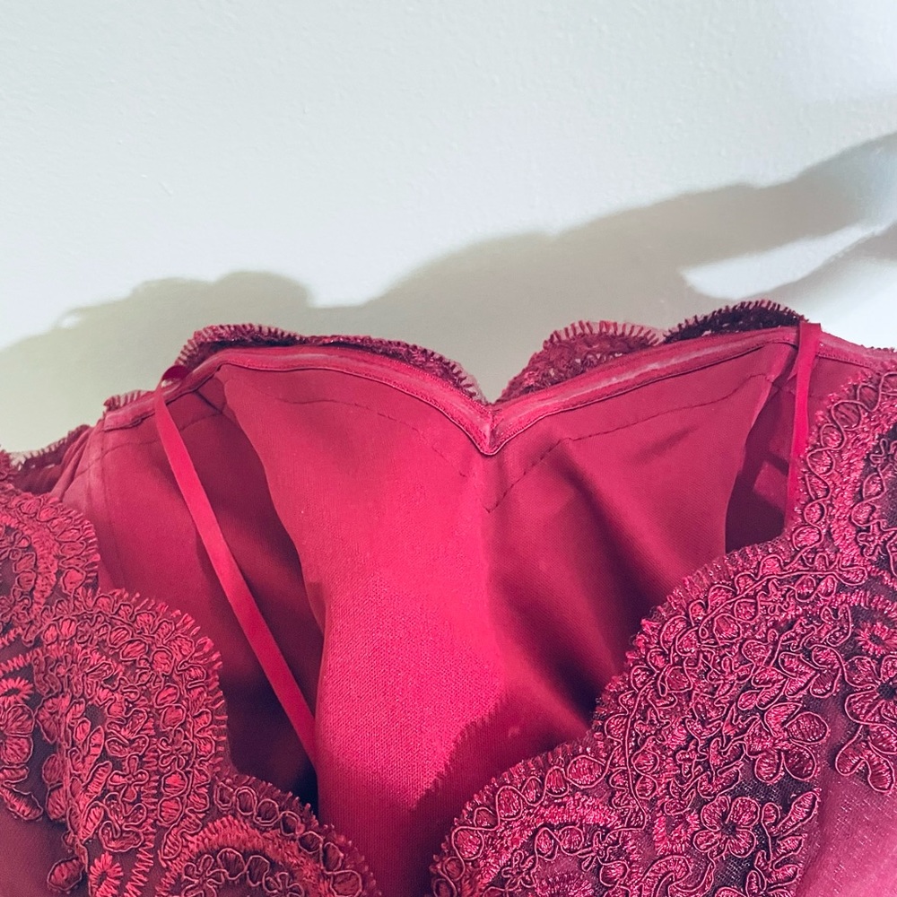 Off-Shoulder Burgundy Evening Gown - Picture 10 of 13